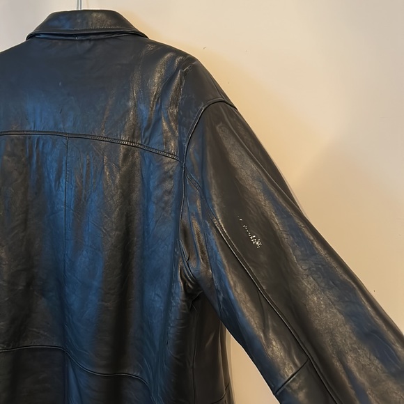 Leather jacket - Picture 7 of 10